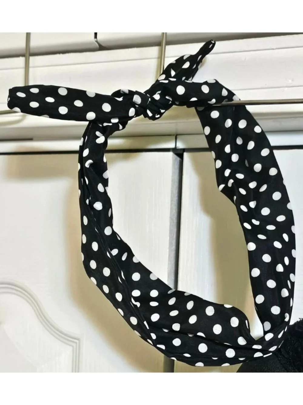 Poodle Skirt Costume Girls 8-10 50s Sock Hop Petticoat Glasses Gloves Pearls - Picture 5 of 10